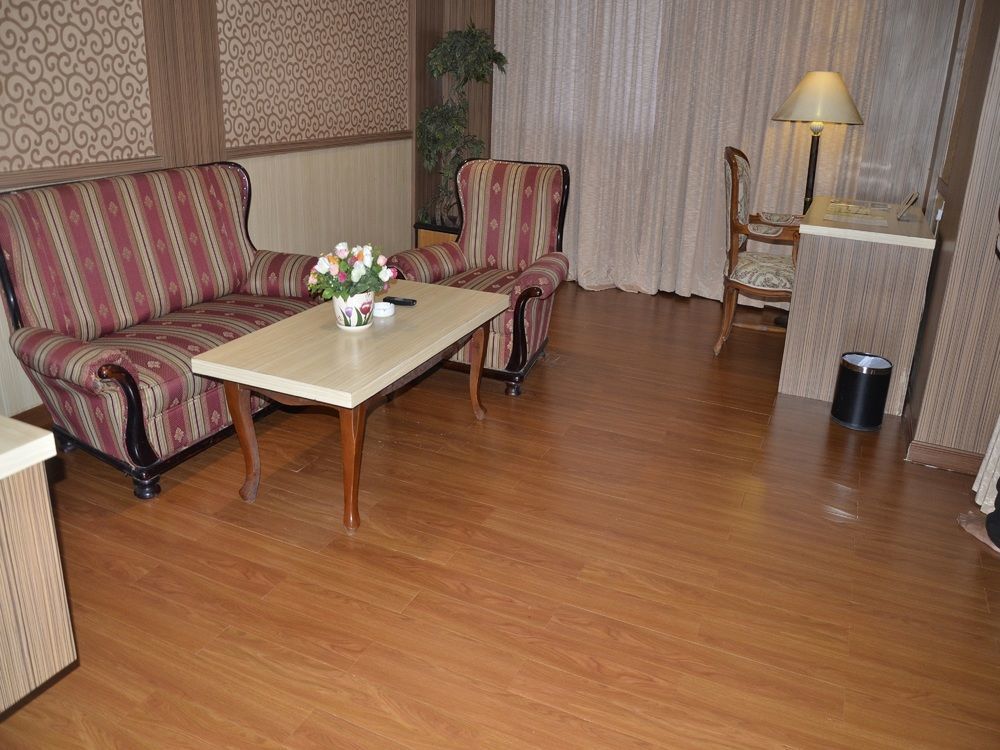 Formosa Hotel Batam Esterno foto