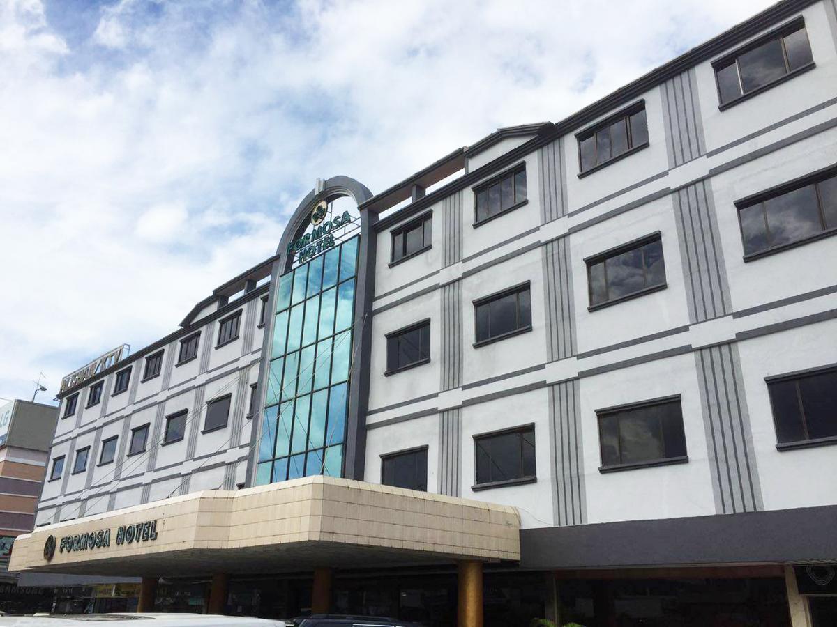 Formosa Hotel Batam Esterno foto