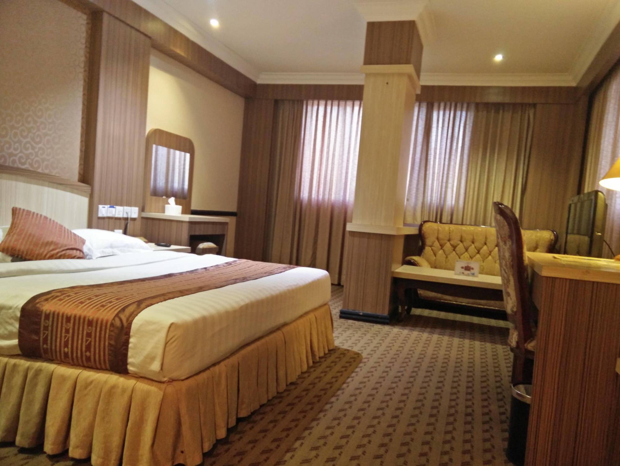 Formosa Hotel Batam Esterno foto